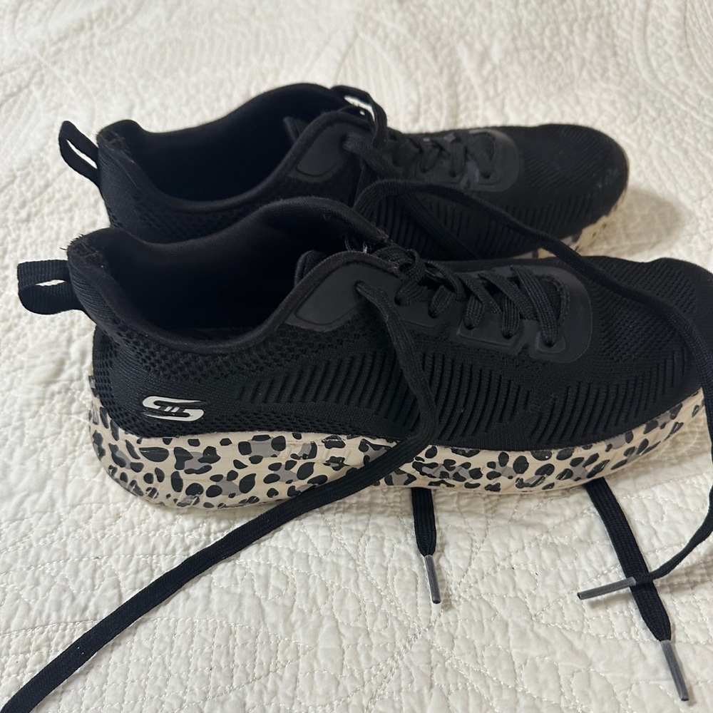 Stylish Sketchers Women's Sneakers